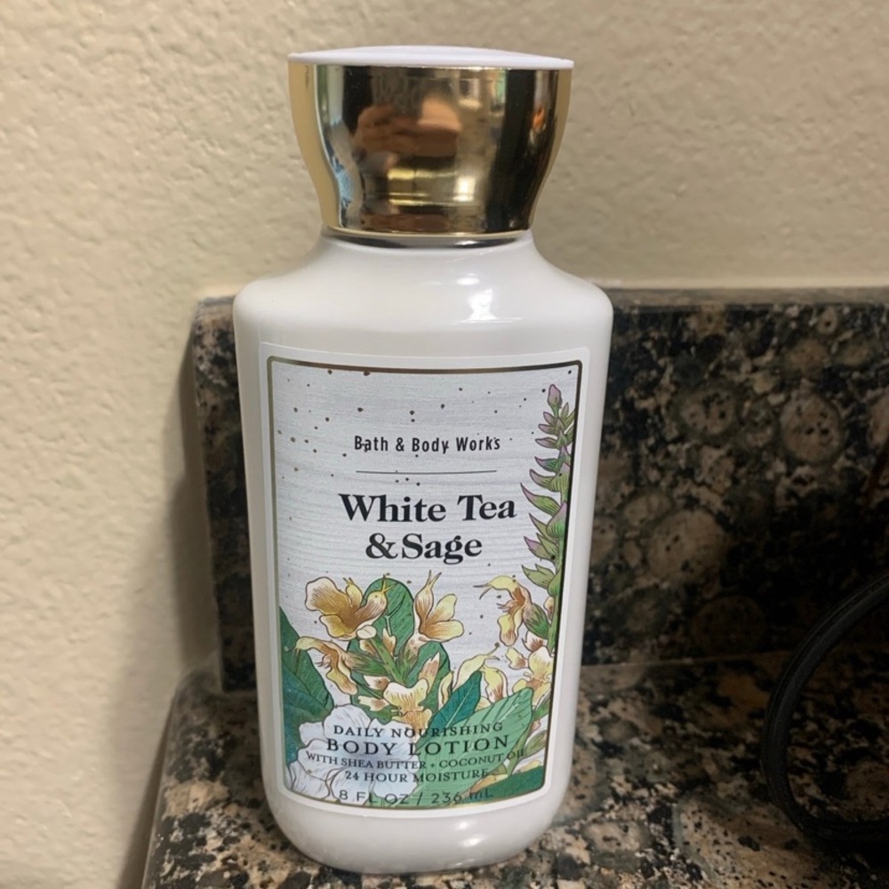Bath & Body Works White Tea and Sage Body Lotion